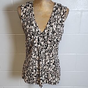 Stylish Black Tan White Sleeveless Shell Top Deep V Neck
